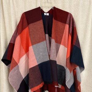 Old Navy Checker Plaid Poncho Size OS